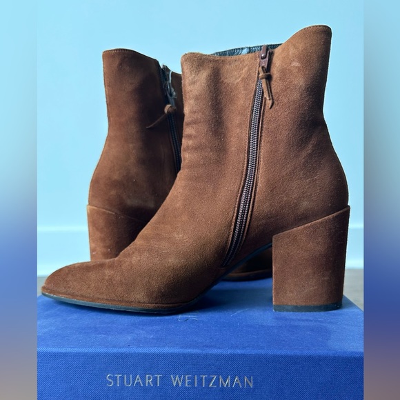 Brand new, Stuart Weitzman Notazzie bootie, brown - Picture 2 of 5